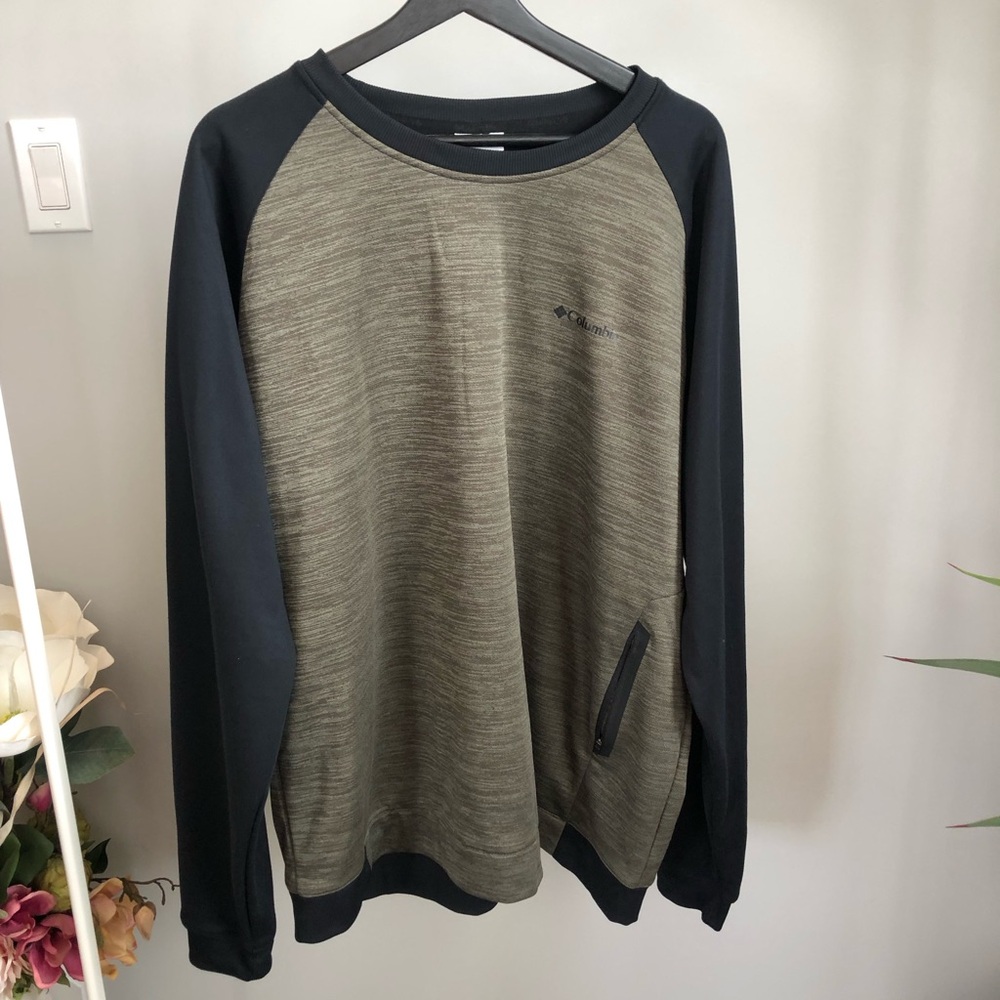 Columbia Men's Olive Green and Black Crewneck Pullover